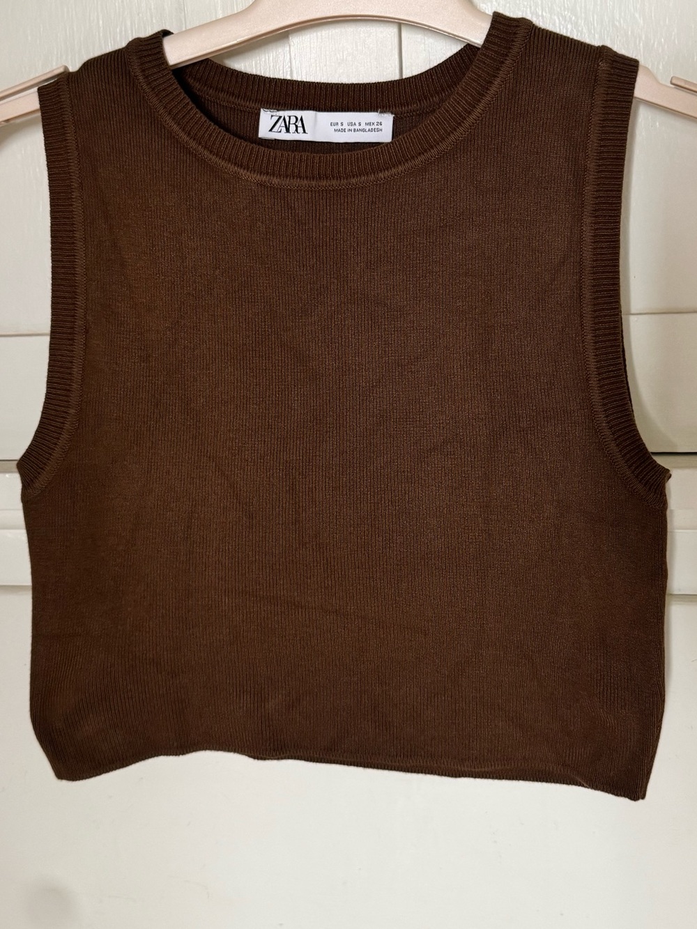 Zara Women's Brown Knit Cropped Sleeveless Sweater (S)